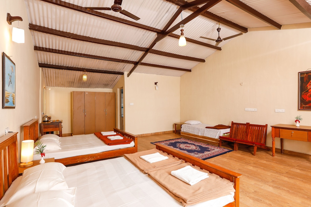 devashola homestay