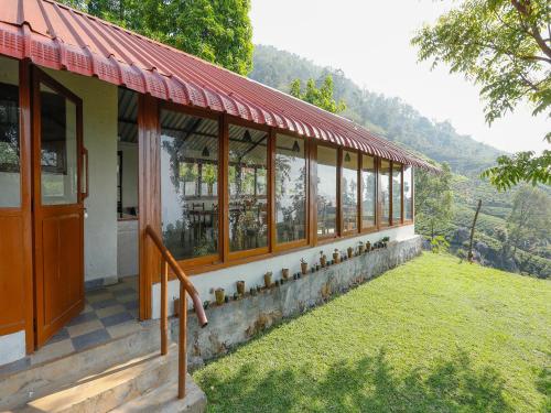 devashola homestay