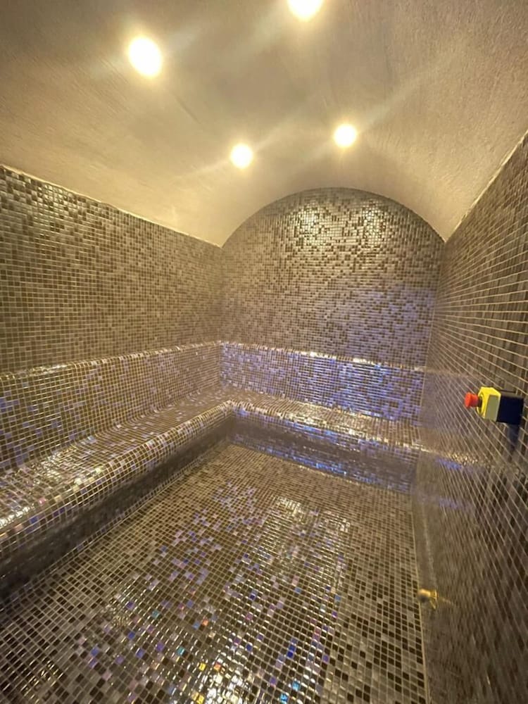 kutlucan oldtown hotel