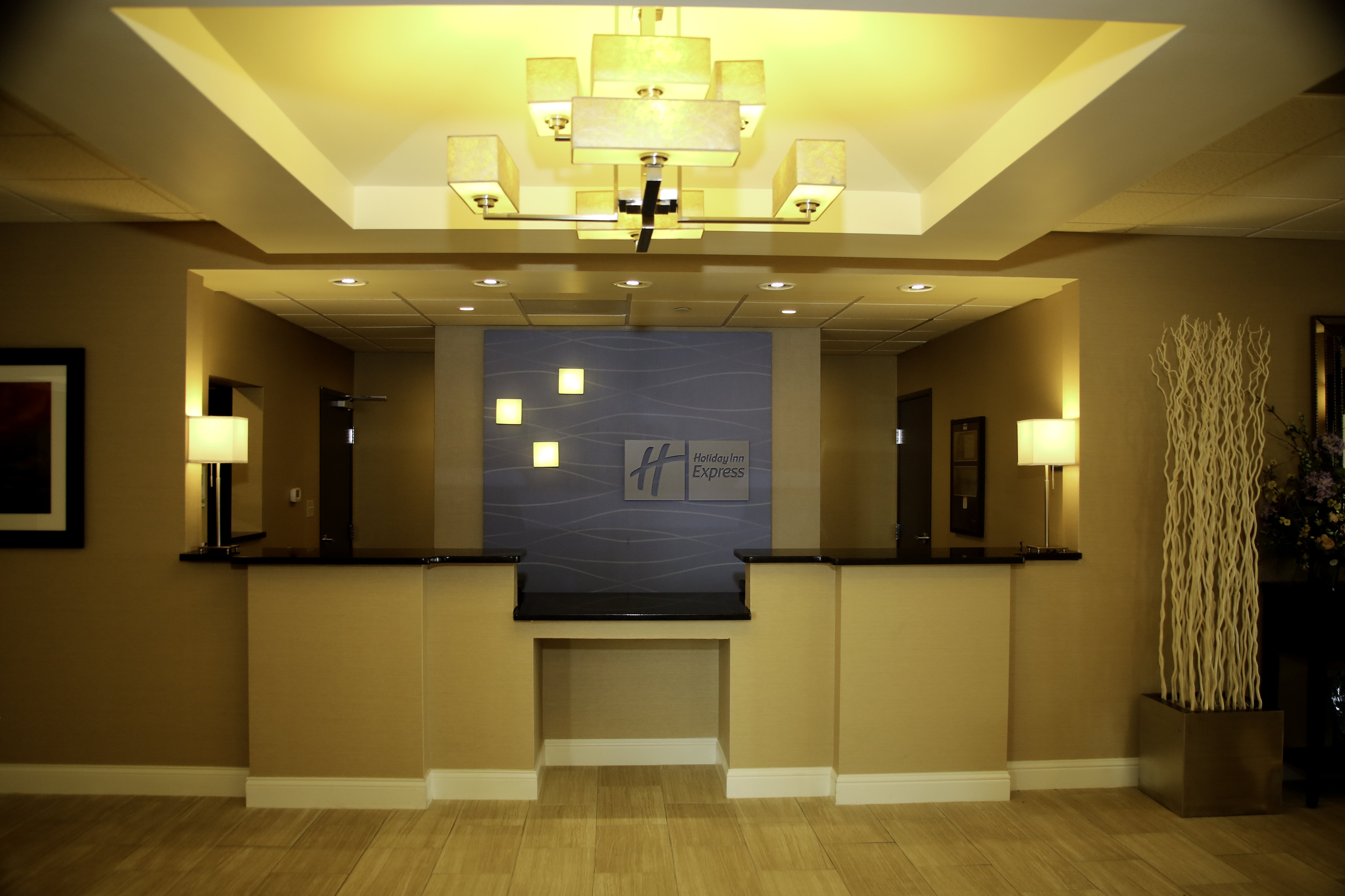 holiday inn express hotel and suites marion northeast by ihg
