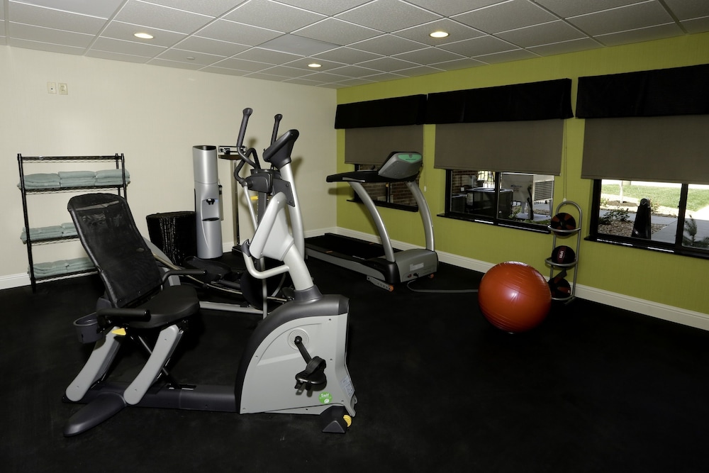 holiday inn express hotel and suites marion northeast by ihg