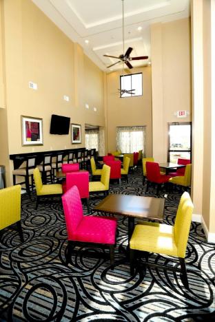 holiday inn express hotel and suites marion northeast by ihg