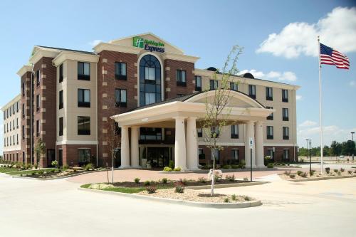 holiday inn express hotel and suites marion northeast by ihg