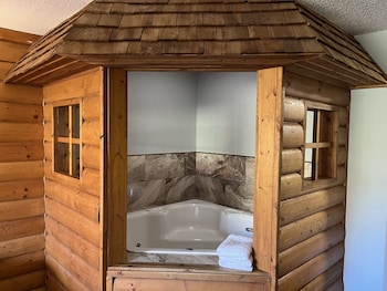 cozy house inn and suites