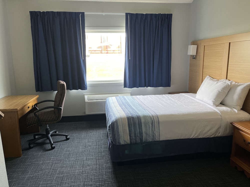cozy house inn and suites