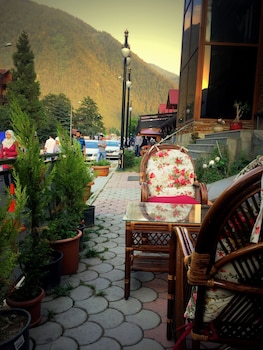 inanlar garden hotel and bungalow