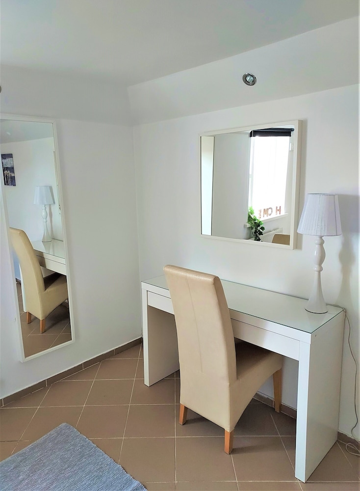 guesthouse vatnsholt