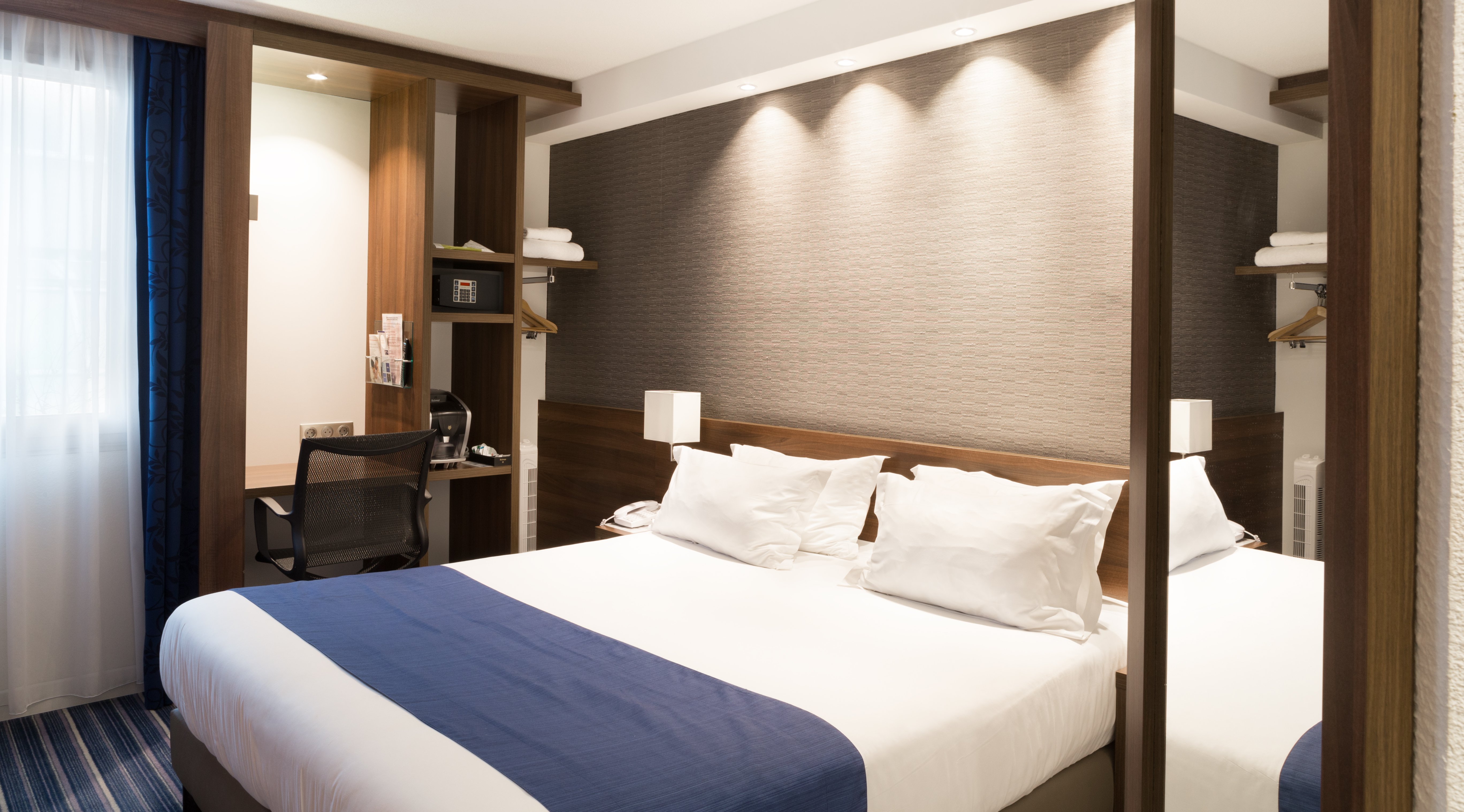 holiday inn express amiens by ihg