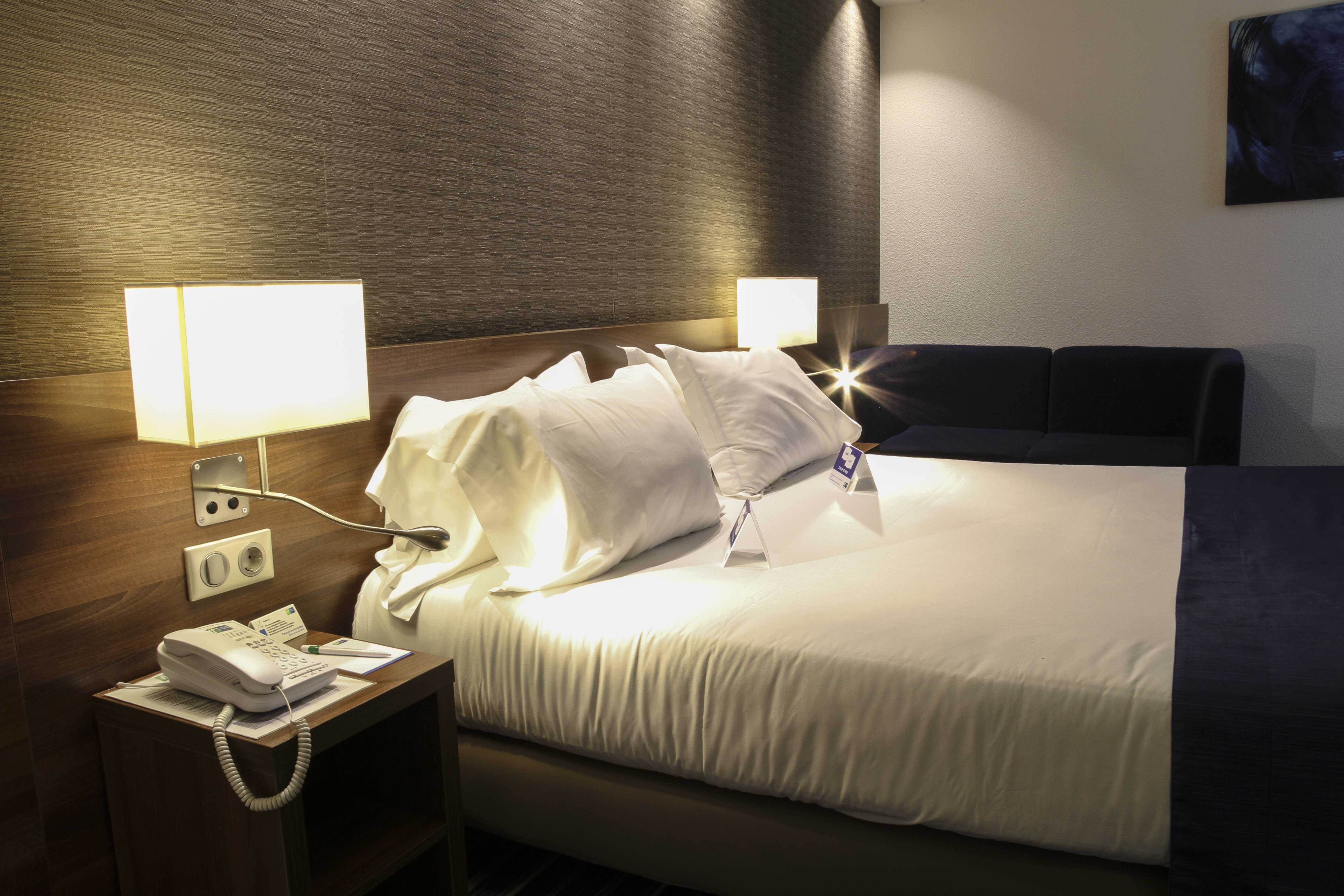 holiday inn express amiens by ihg