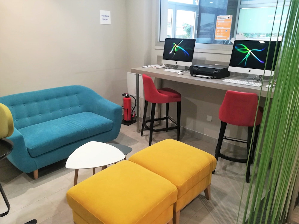 holiday inn express amiens by ihg