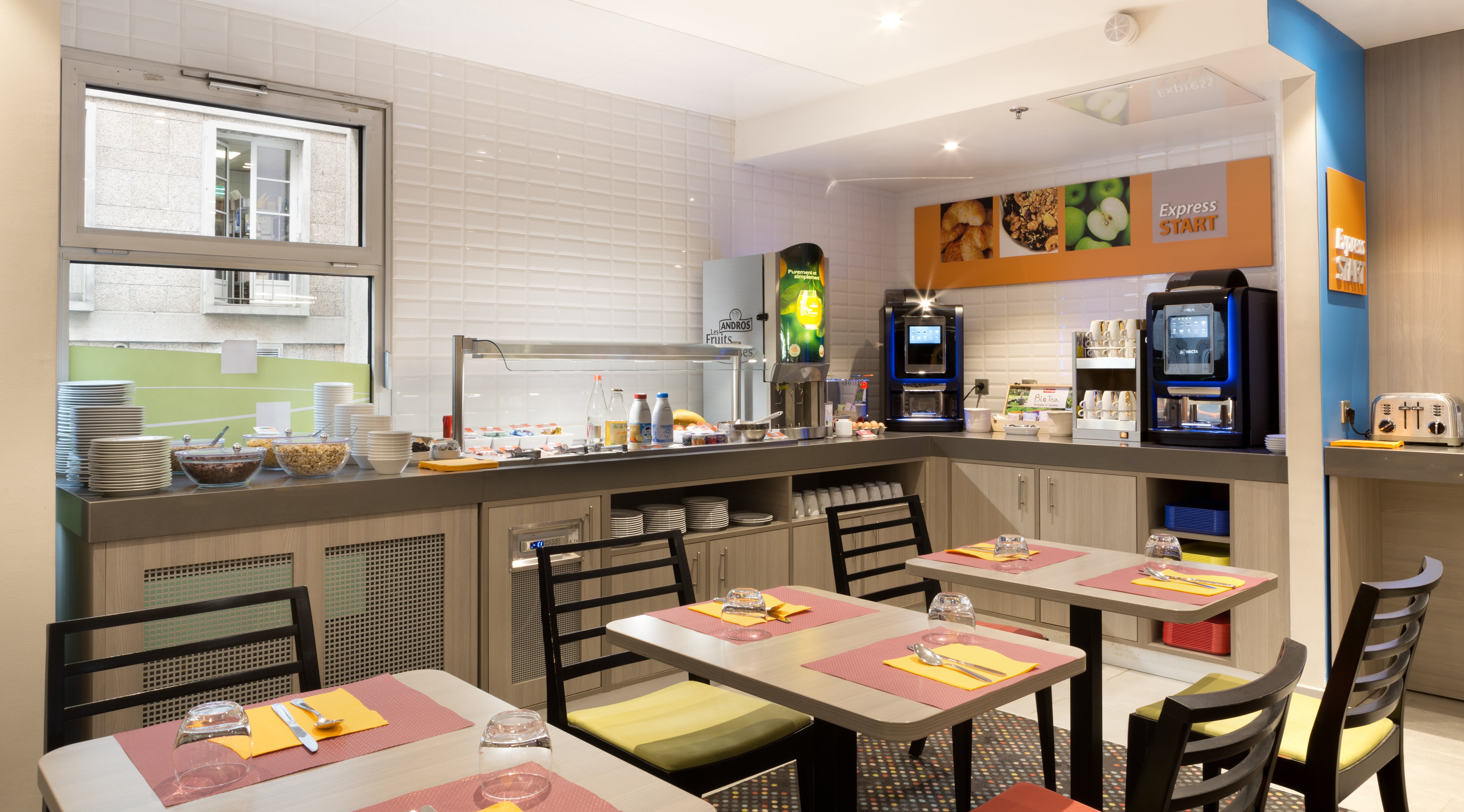 holiday inn express amiens by ihg