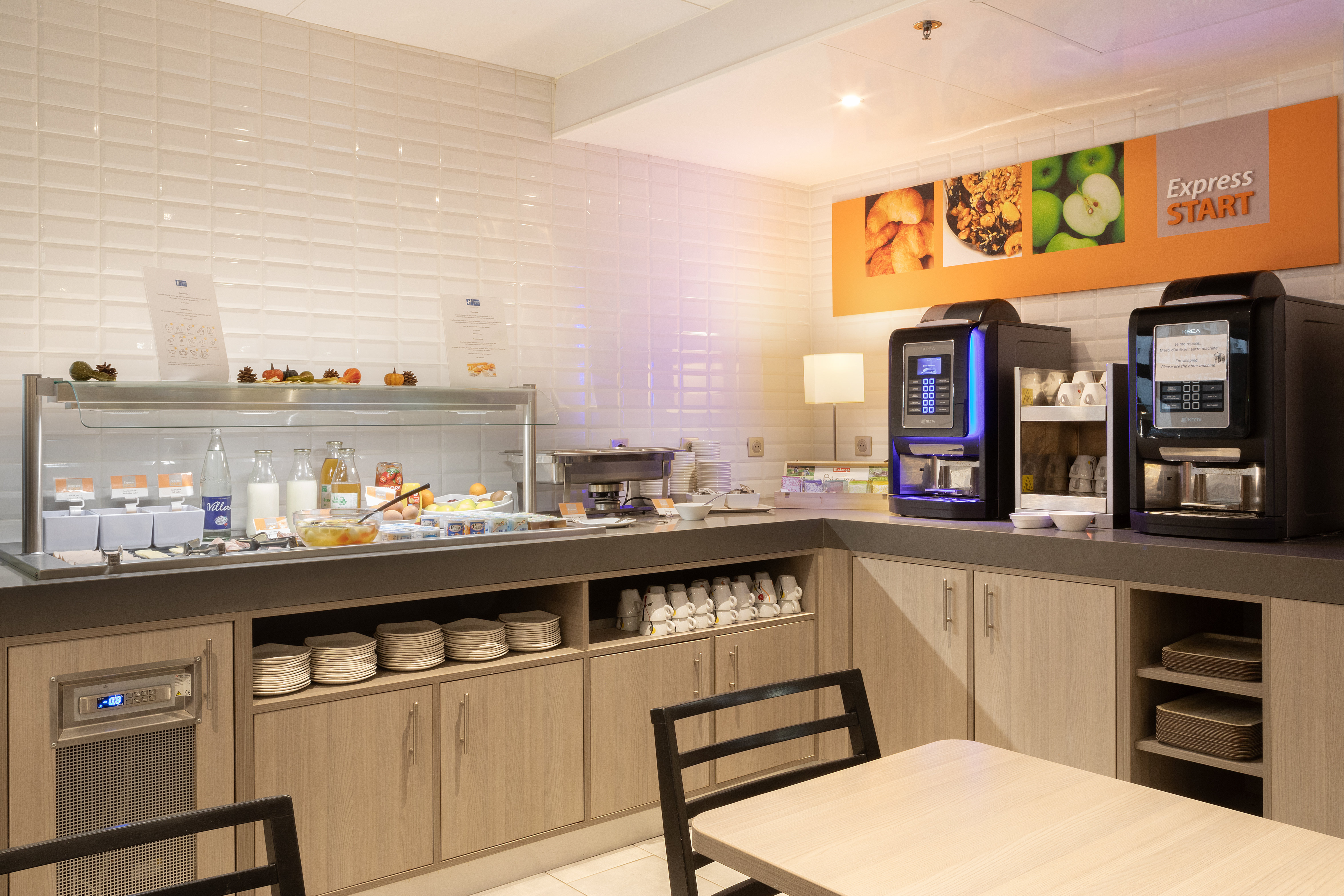 holiday inn express amiens by ihg