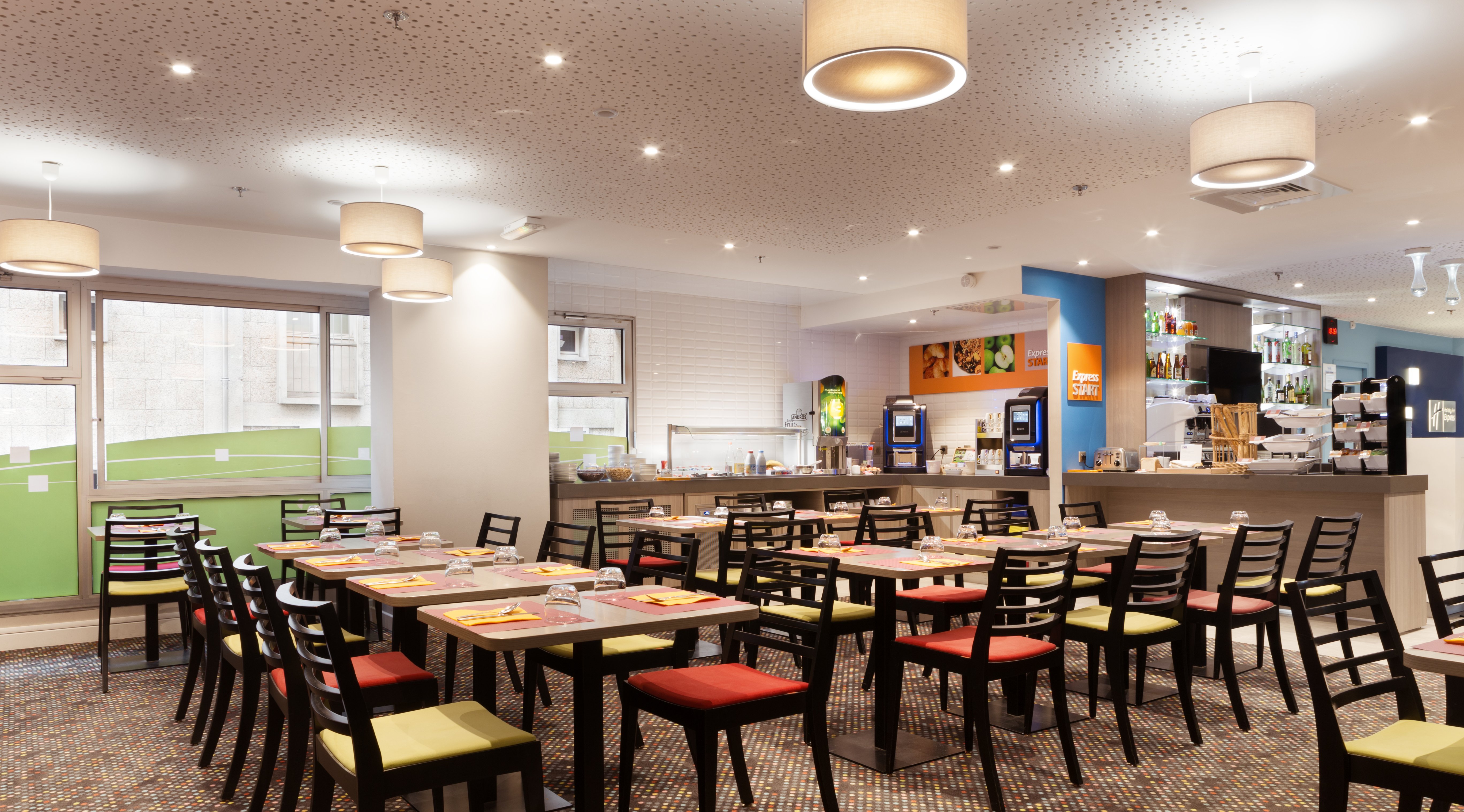 holiday inn express amiens by ihg