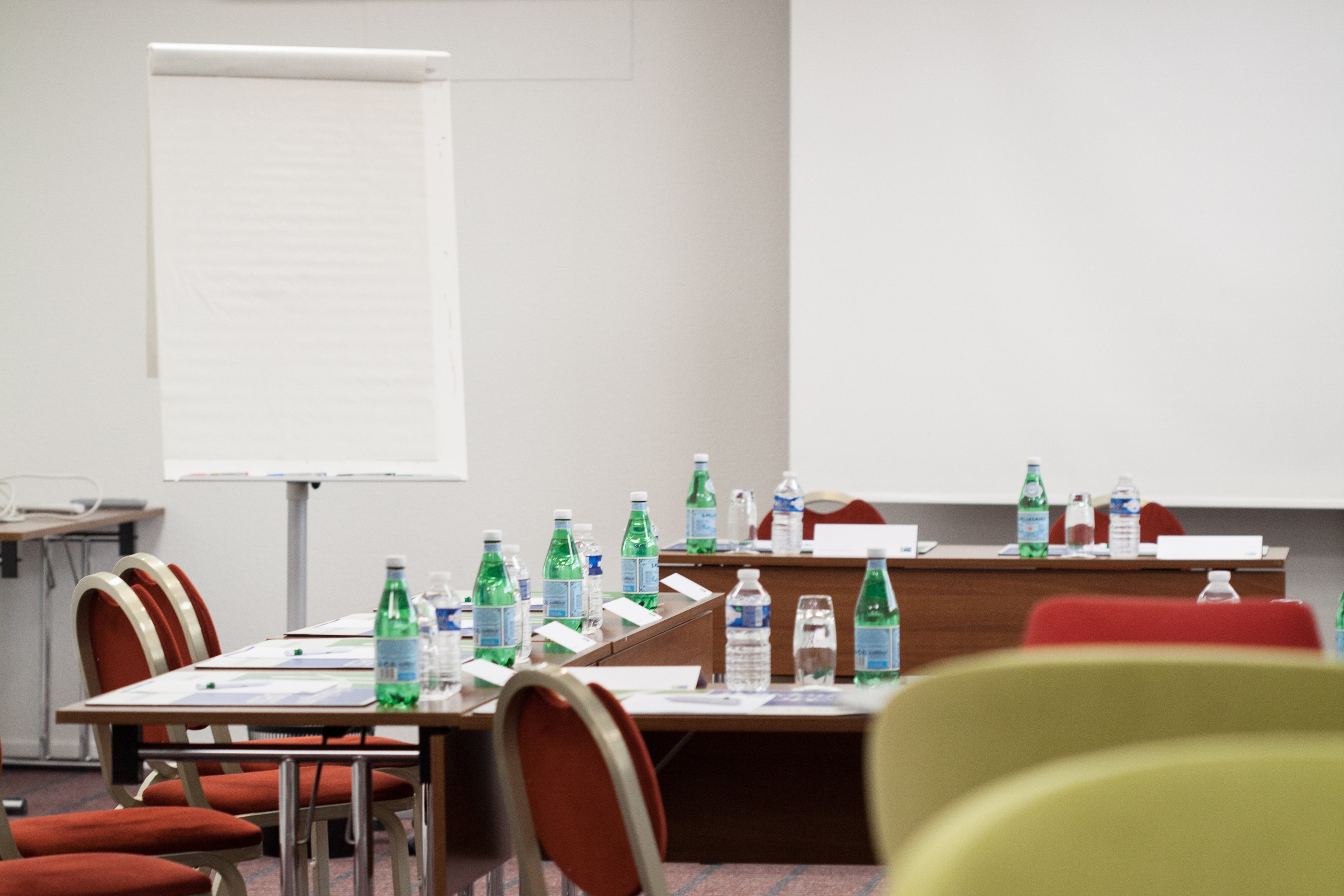 holiday inn express amiens by ihg