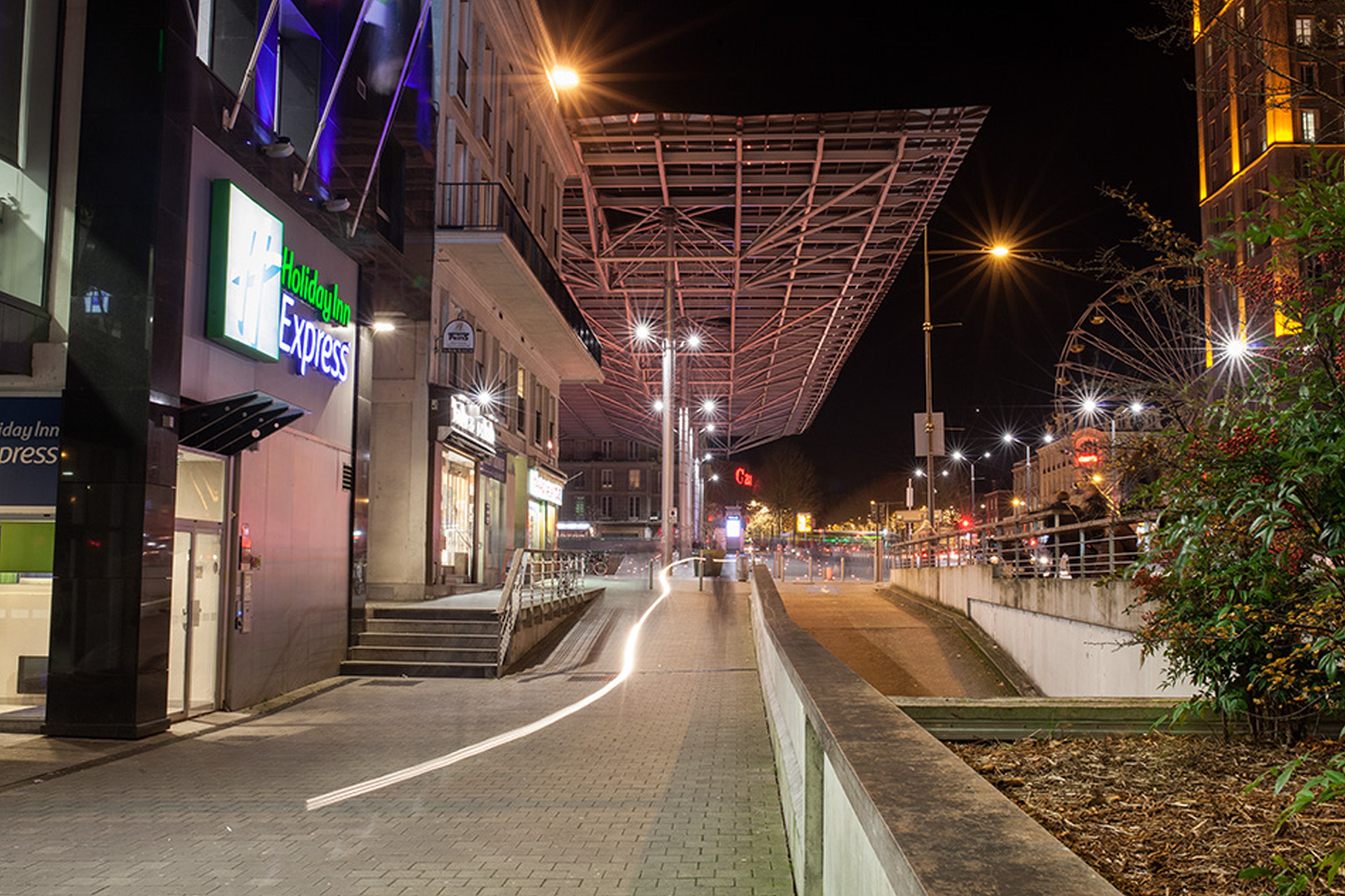 holiday inn express amiens by ihg