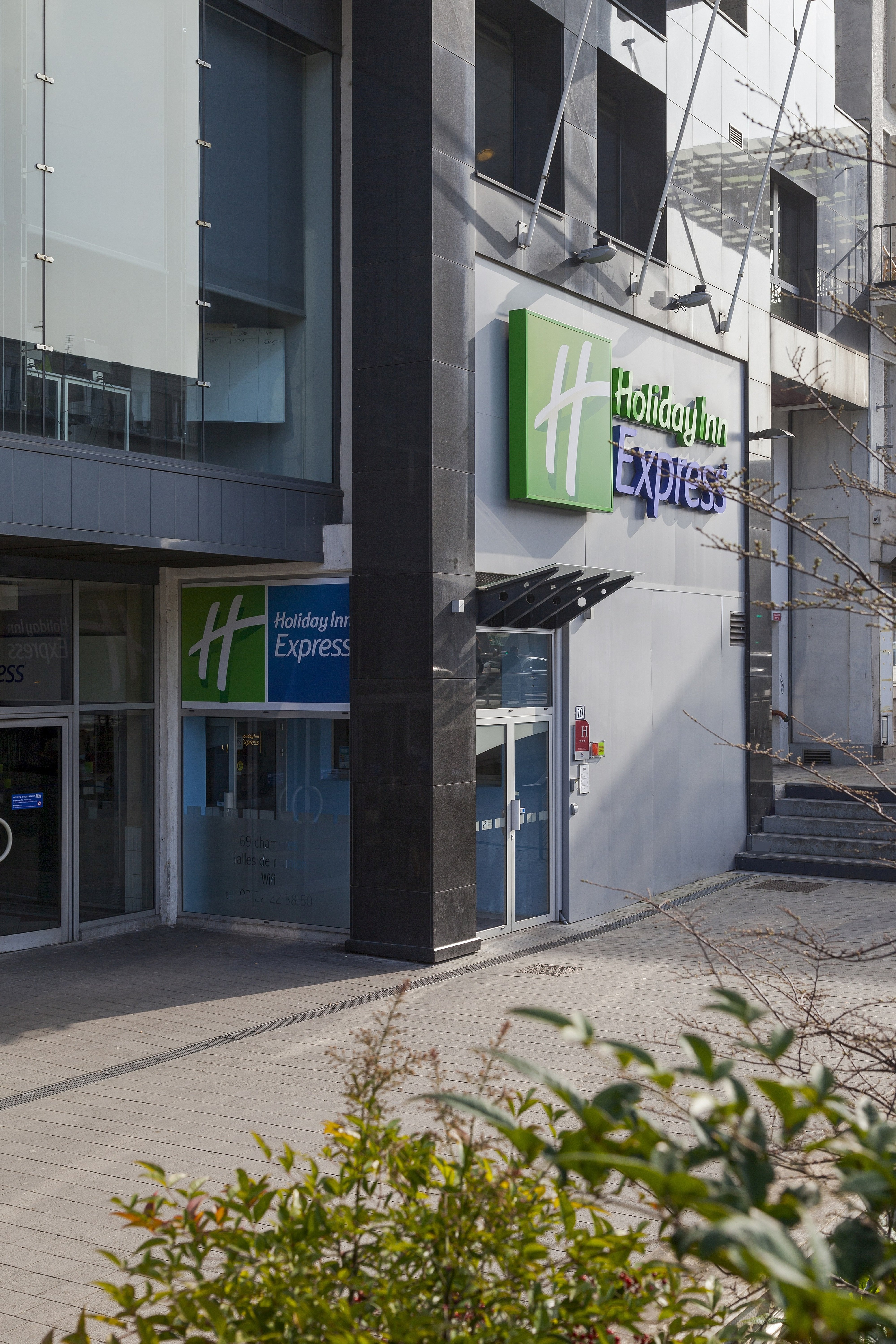holiday inn express amiens by ihg