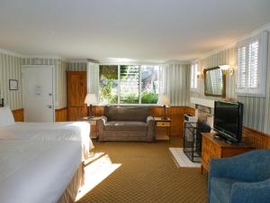 carmel fireplace inn