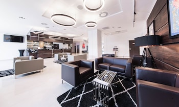 Westotel Tours Val De Loire,10 Rue Marie De Lorraine,4 star