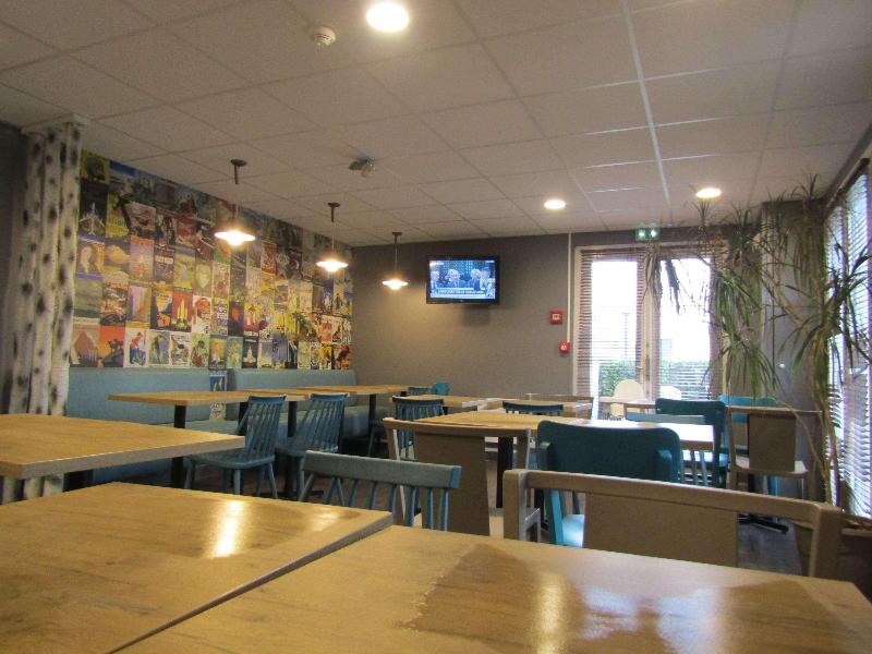 hotelf1 lyon massieux