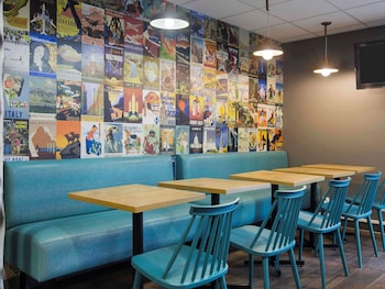 hotelf1 lyon massieux