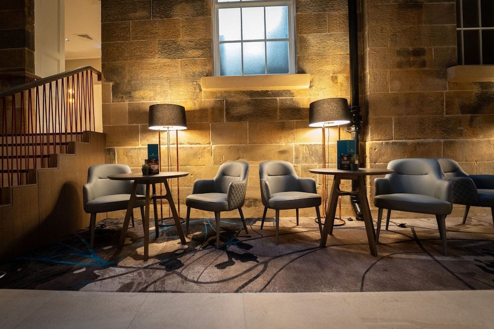 clayton hotel glasgow
