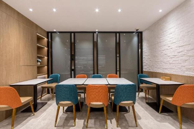hanting shanghai lujiazui oriental pearl