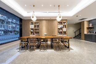 hanting shanghai lujiazui oriental pearl