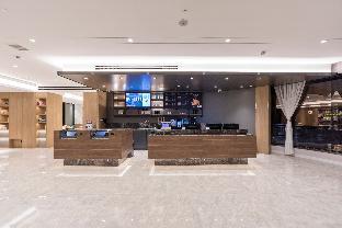 hanting shanghai lujiazui oriental pearl