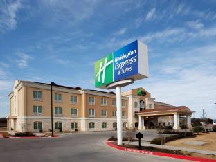 holiday inn express and suites georgetown by ihg