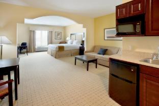 holiday inn express and suites georgetown by ihg