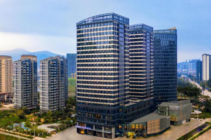 atour hotel hing tech zone wuyue square kunming