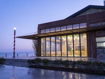 inemare hotel