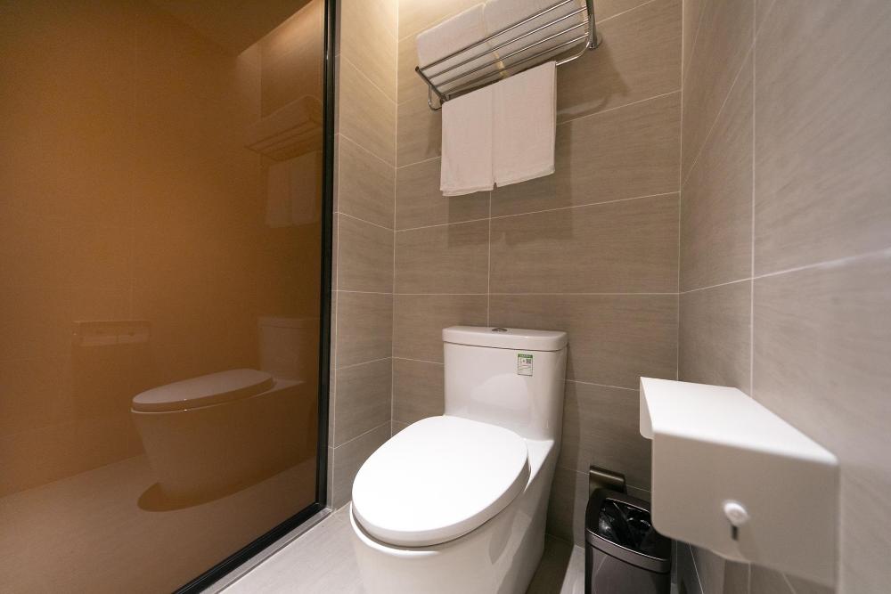 ji hotel jianning road nanjing central gate