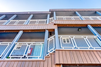 seagull beachfront inn