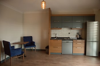 ceneviz suit apart otel