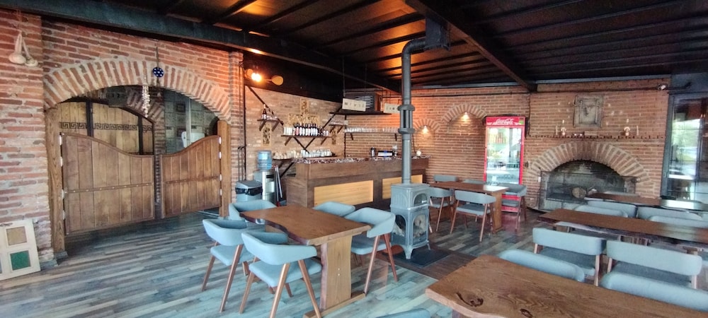 ceneviz suit apart otel