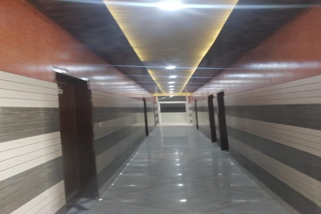 Hotel O Pl Guest House,Greater Noida>>Delhi,3 star