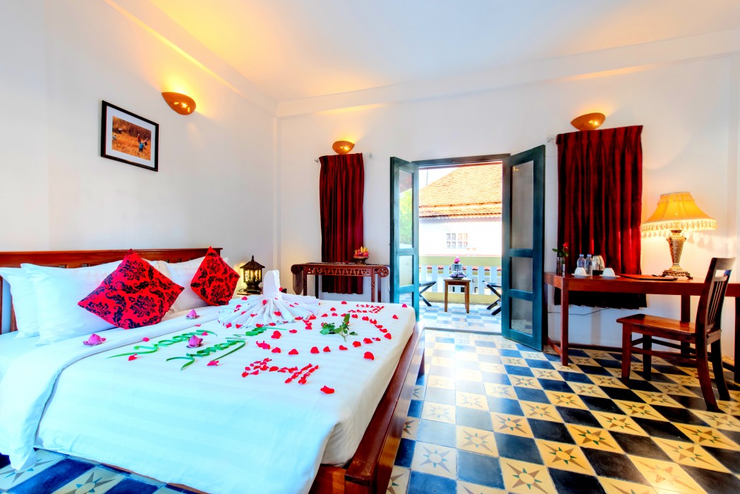 residence wat damnak