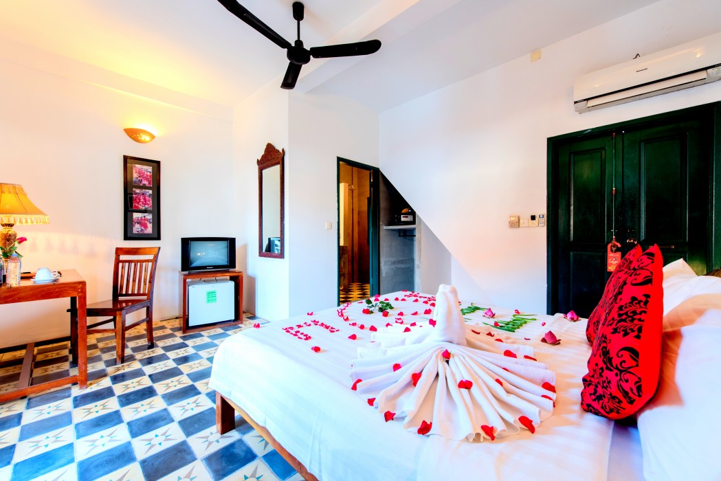 residence wat damnak