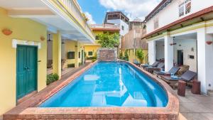 residence wat damnak