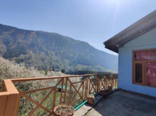 Hope House,,2 star