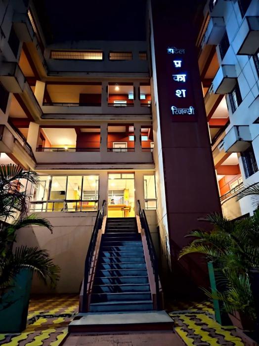 hotel prakash regency