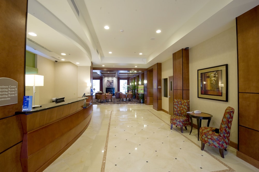 holiday inn purdue fort wayne by ihg