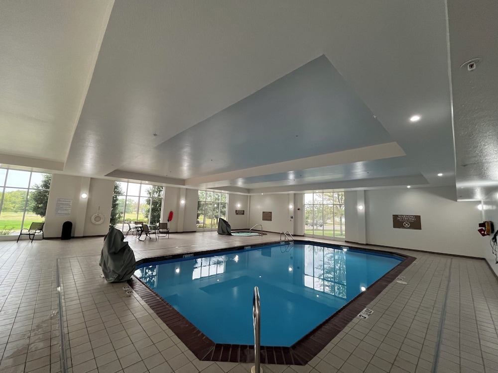 holiday inn purdue fort wayne by ihg