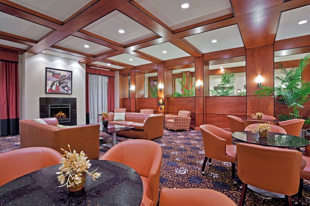 holiday inn purdue fort wayne by ihg