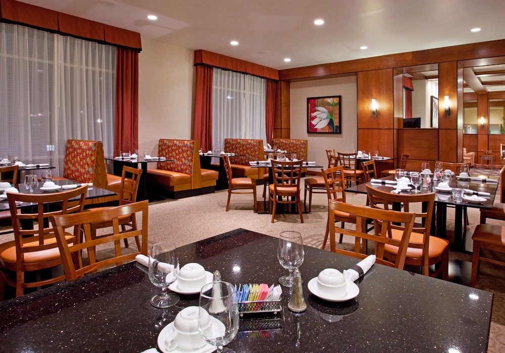 holiday inn purdue fort wayne by ihg