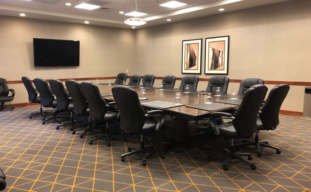 holiday inn purdue fort wayne by ihg