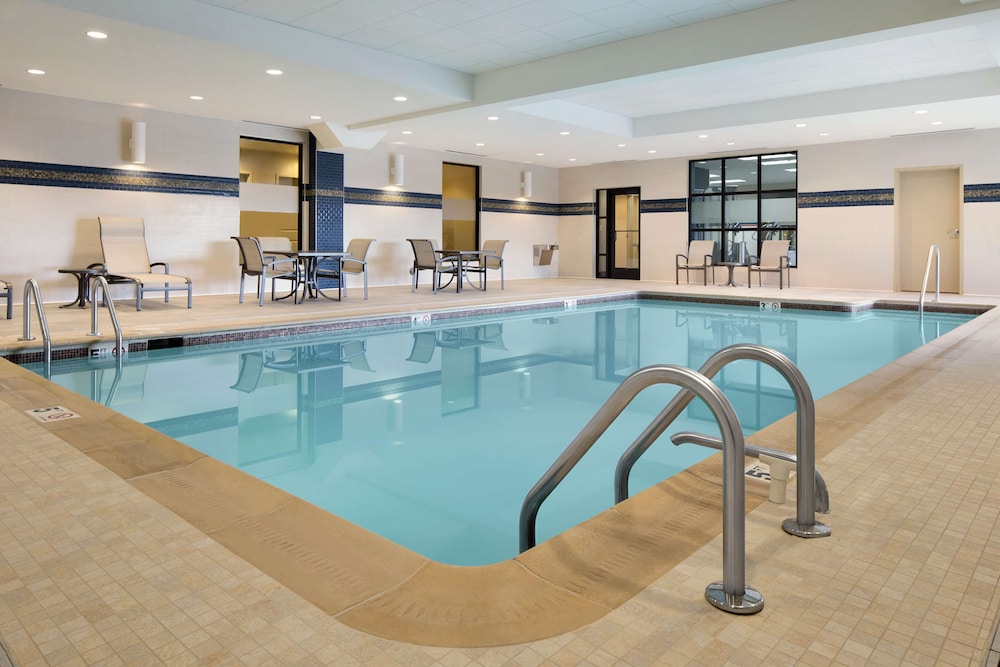 hampton inn and suites edgewood aberdeen south