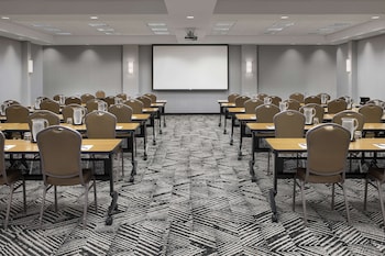 hyatt place houston sugar land