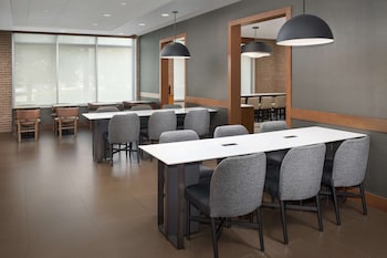 hyatt place houston sugar land